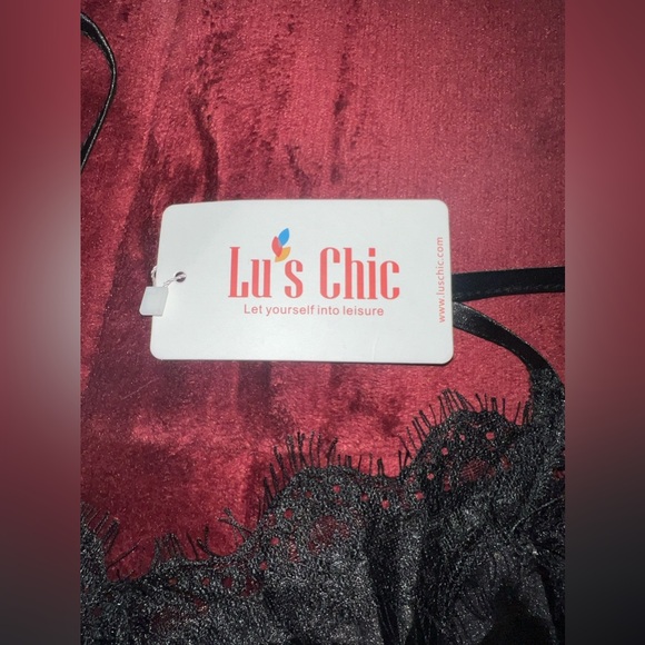 Lu’s Chic Satin and Lace Pajama Cami/short Set- Large - Picture 6 of 9